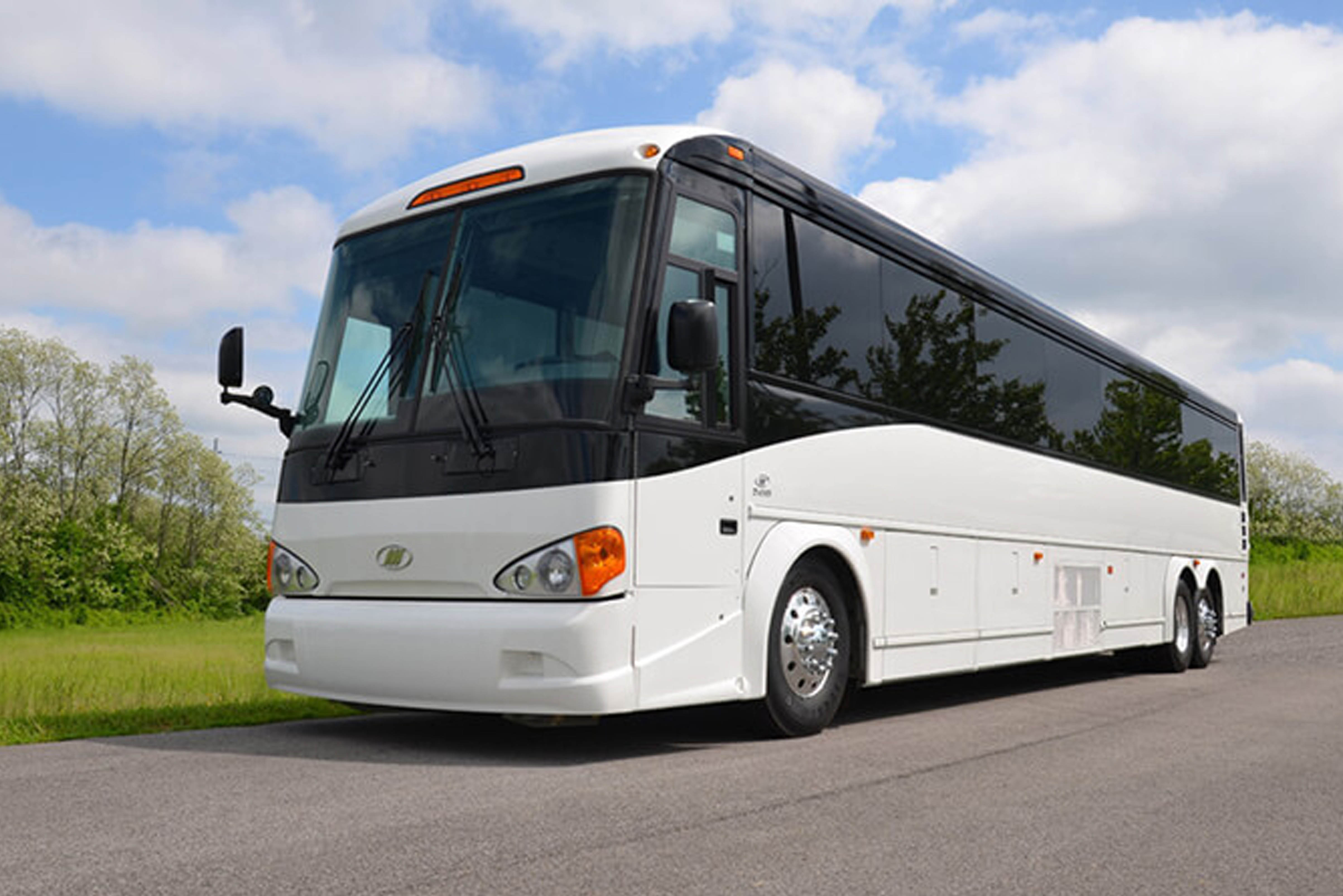 Charter bus betwwen cities in South florida